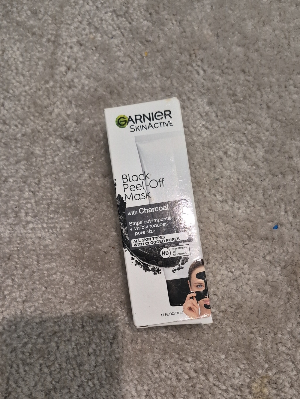 Garnier Bkack Peel-off Mask w Charcoal NEW